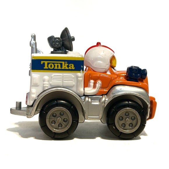 Vintage 2002 Lil Chuck Tonka Truck Toy Car Smiling Orange White Maisto Hasbro - Picture 4 of 10